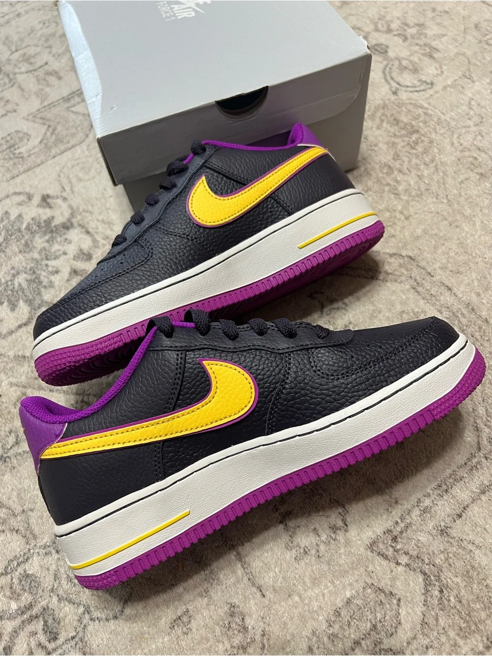 Nike Air Force 1 Low Lakers Alternate cave purple light bone vivid purple unisex